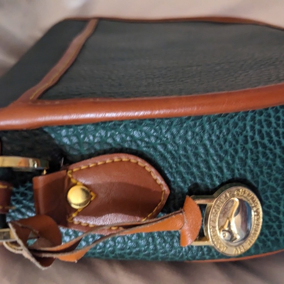 Dooney & Bourke Green/Tan Leather Shoulder Bag & Wallet Please Read Description - Picture 8 of 16